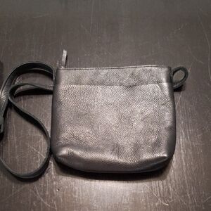 Elegant Black Leather Crossbody Bag